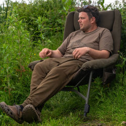 Avid Carp Benchmark Ultra Cozy Chair